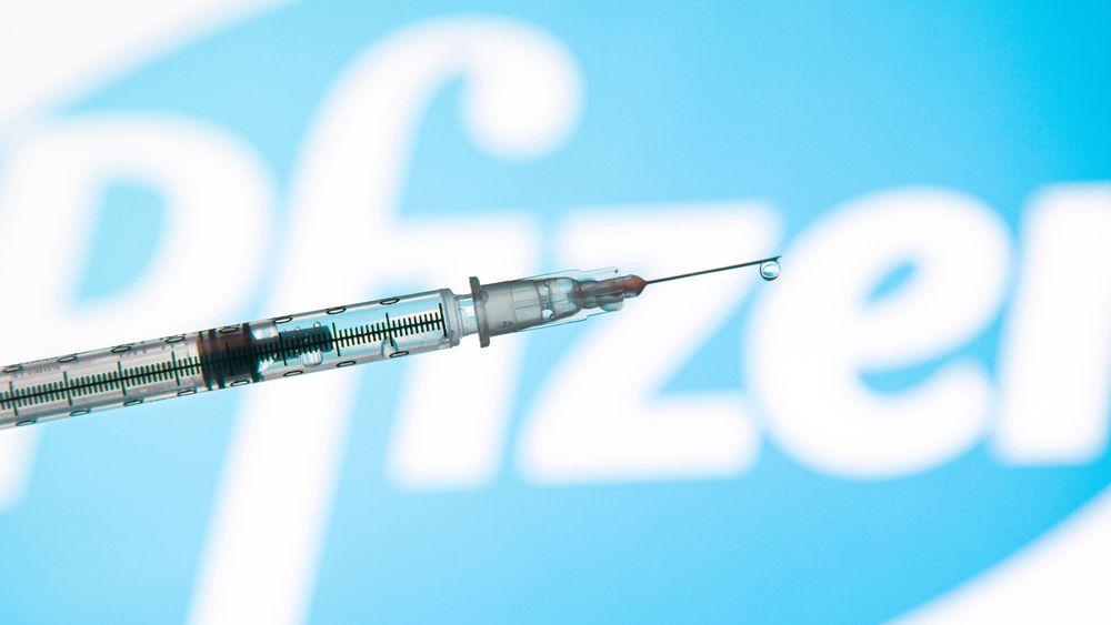 Česko dostane v příštích týdnech milion dávek vakcíny od Pfizeru navíc
